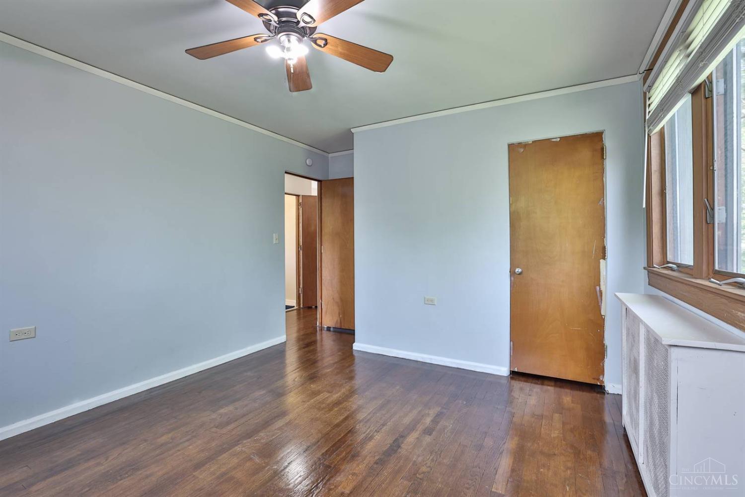 22 Avenell Lane, Greenhills, Ohio image 18