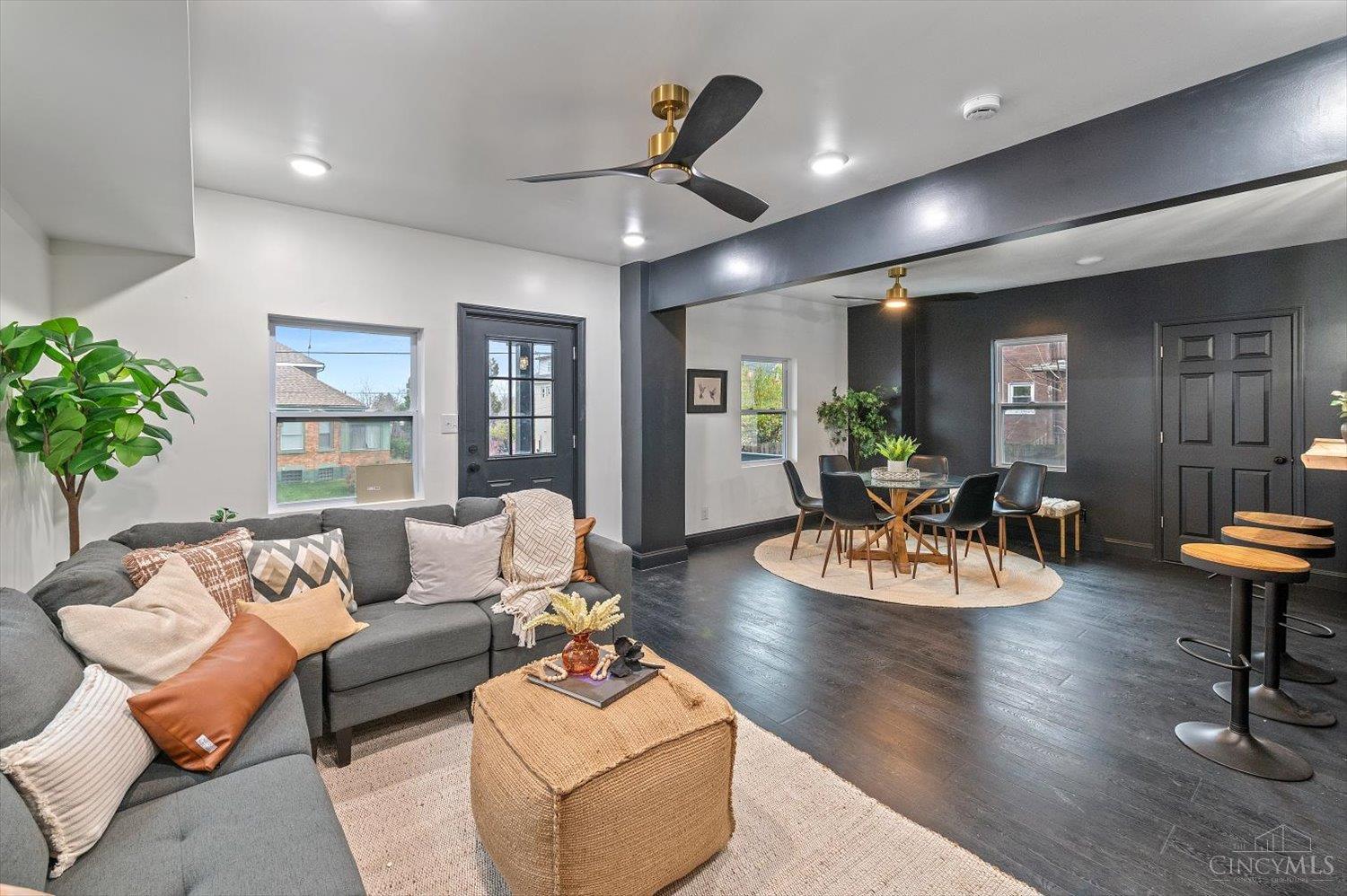 1627 Jonathan Avenue