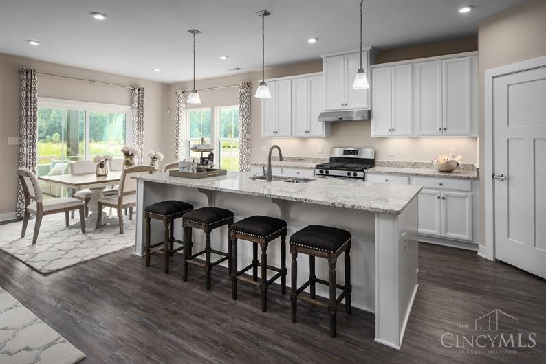 5864 Emerald Lake Drive, Fairfield, Ohio image 2