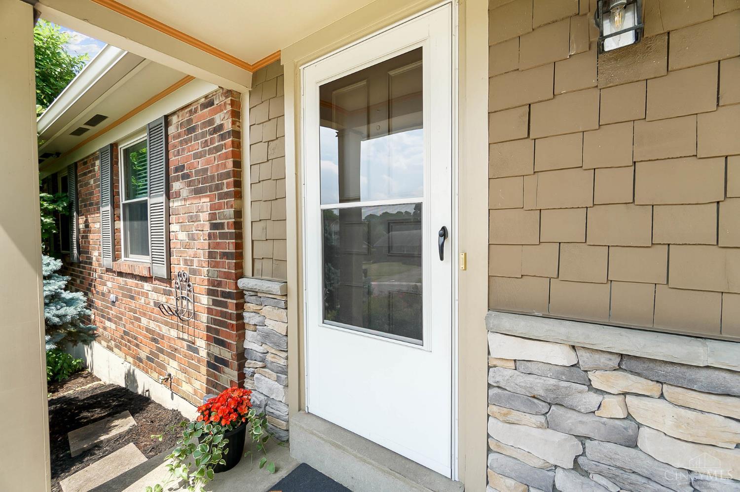 1690 Rockhurst Lane, Anderson Twp, Ohio image 9