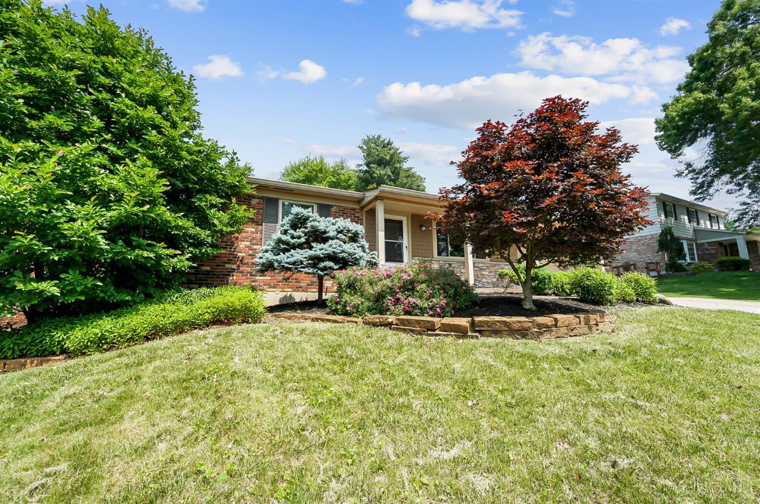 1690 Rockhurst Lane, Anderson Twp, Ohio image 3