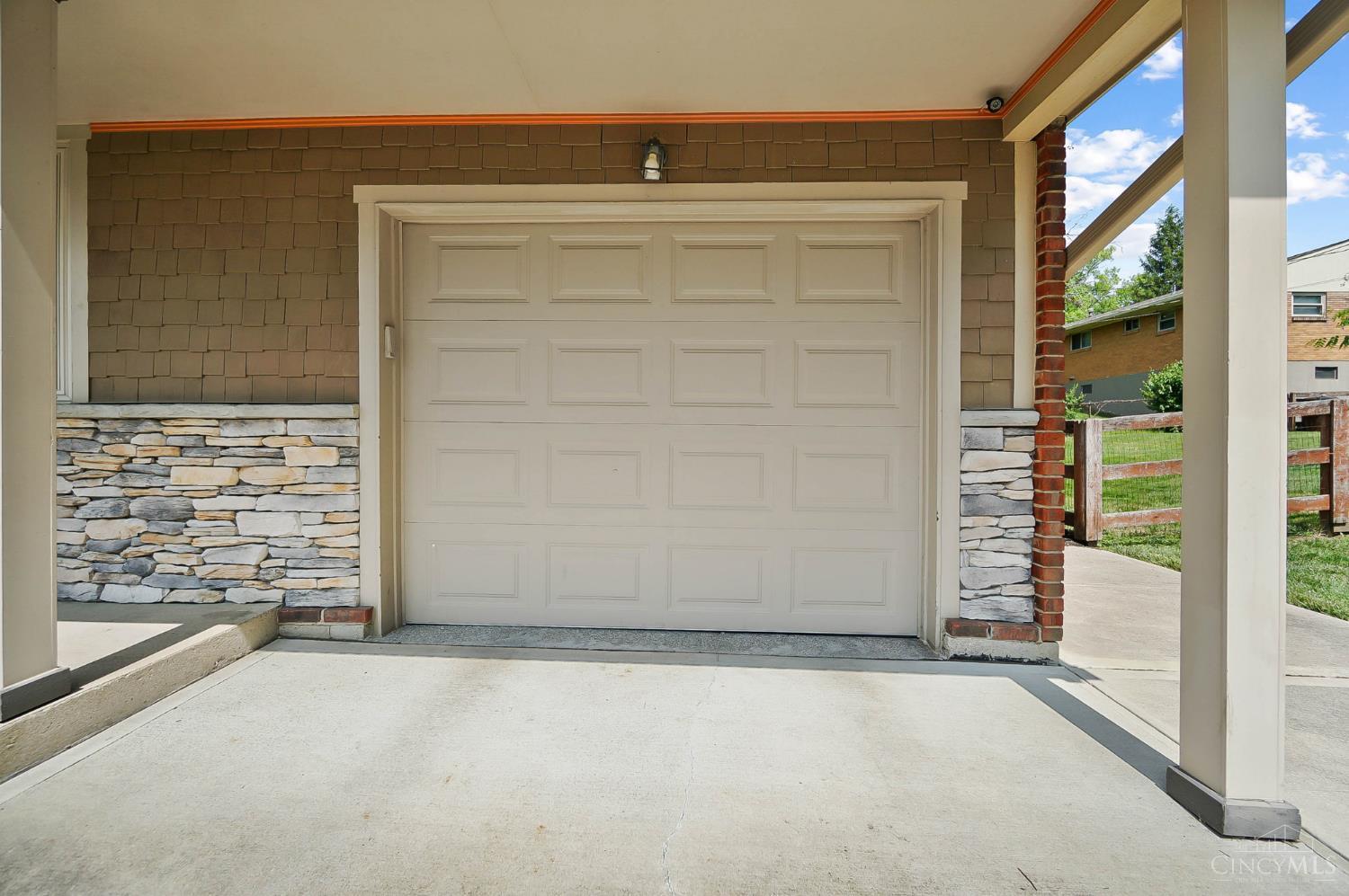 1690 Rockhurst Lane, Anderson Twp, Ohio image 8