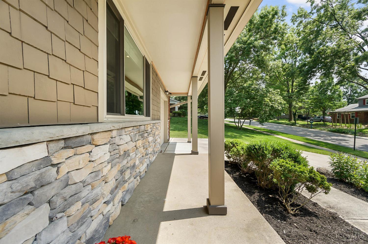 1690 Rockhurst Lane, Anderson Twp, Ohio image 6