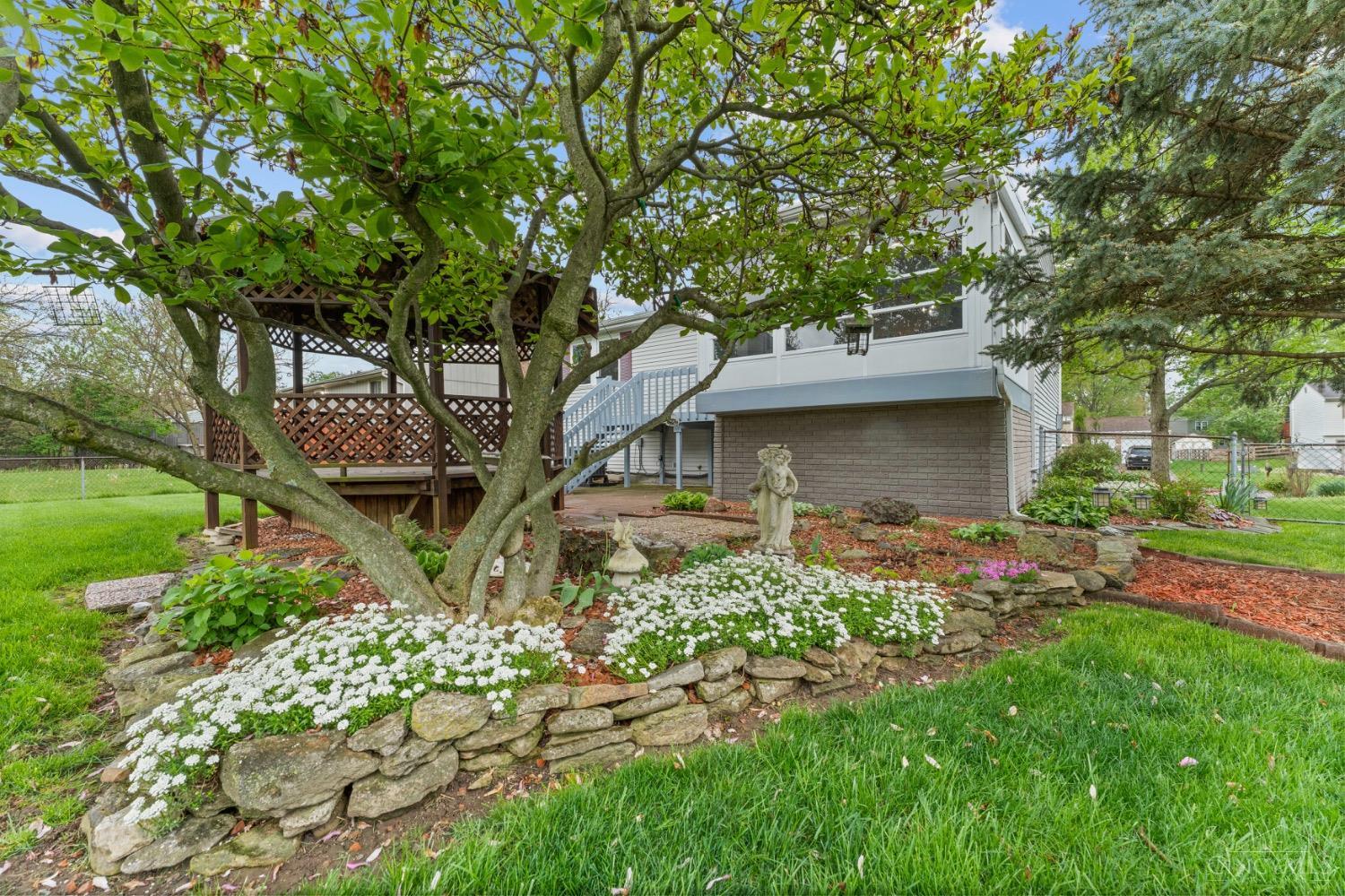 1368 Firethorne Drive, Mason, Ohio image 39