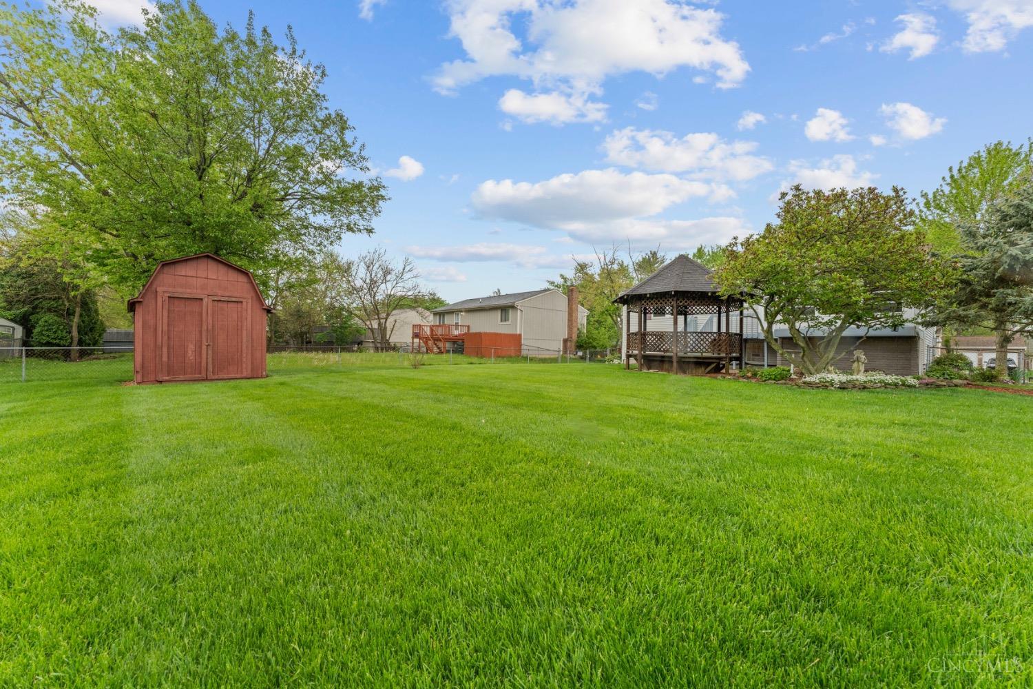 1368 Firethorne Drive, Mason, Ohio image 32