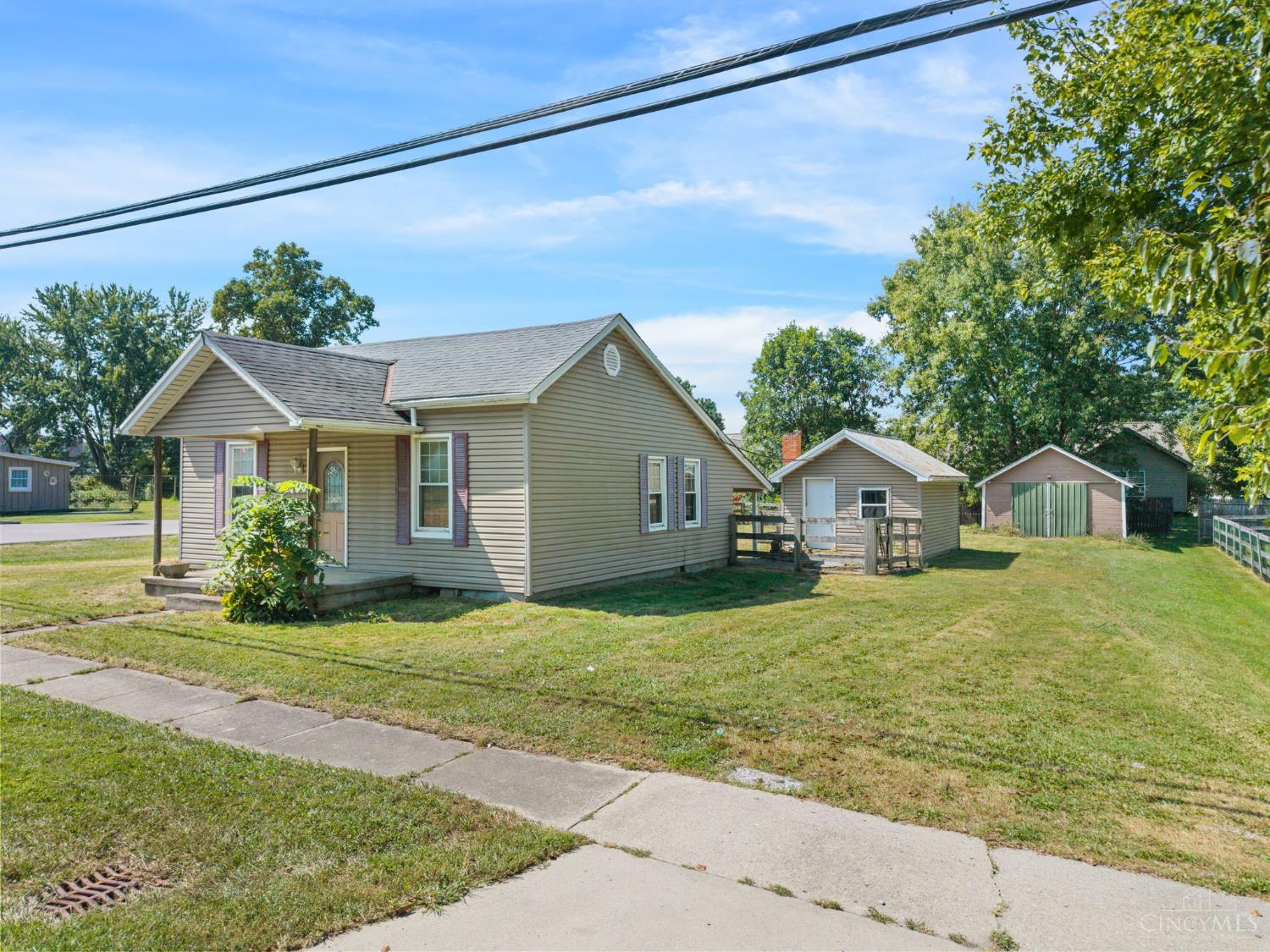 8055 S St Rt 48