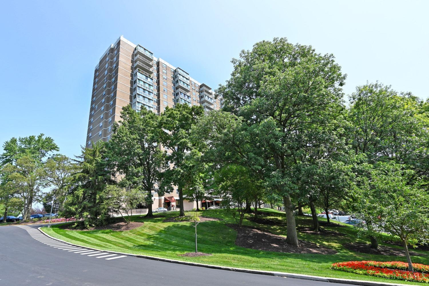 2444 Madison Road 508