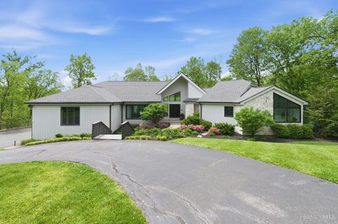 Photo of 183 Congress Run Road, Wyoming, OH 45215 (MLS # 1878045)