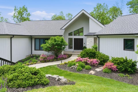 Photo of 183 Congress Run Road, Wyoming, OH 45215 (MLS # 1878045)