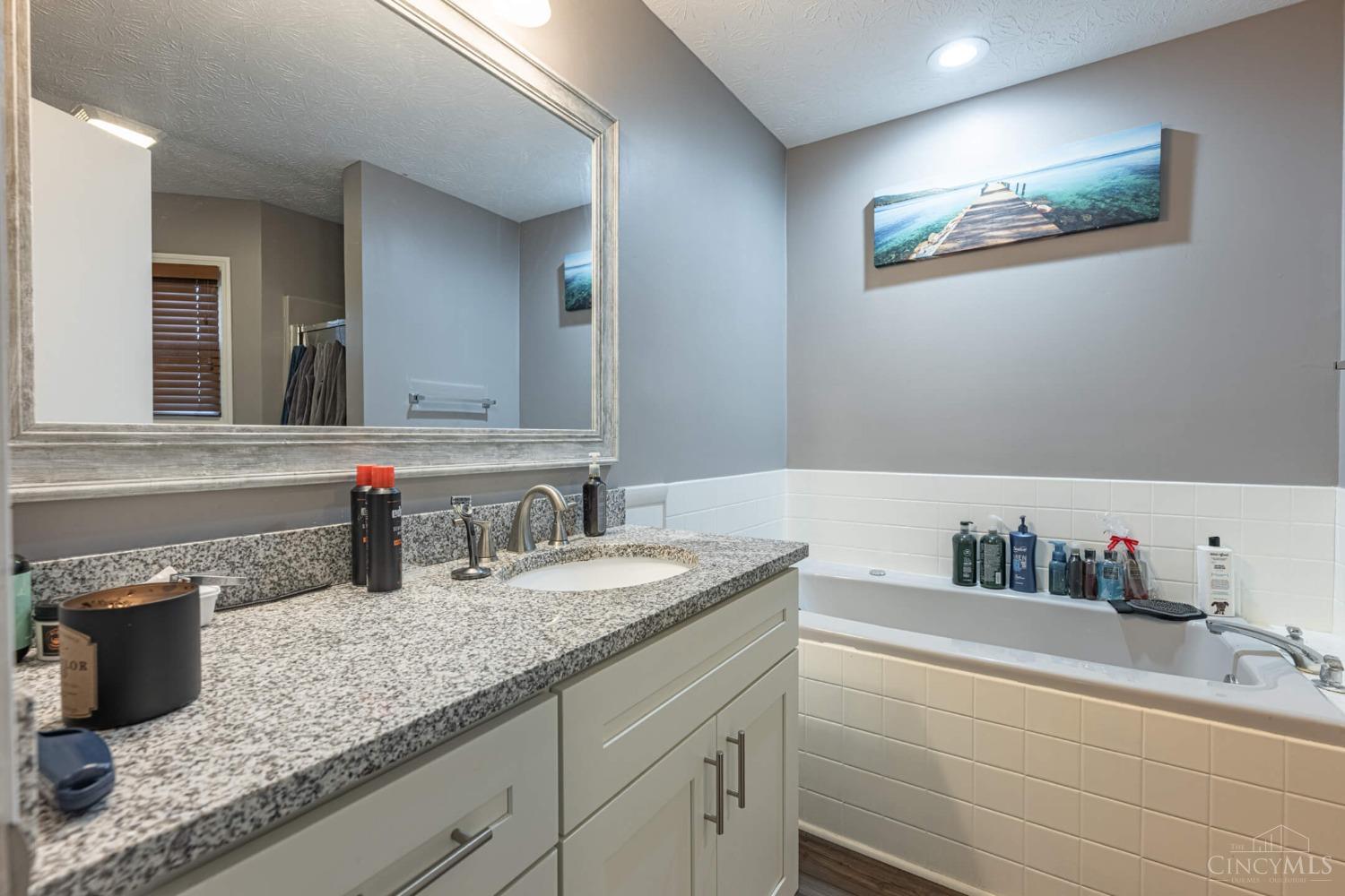 4851 Shannon Way, Middletown, Ohio image 15