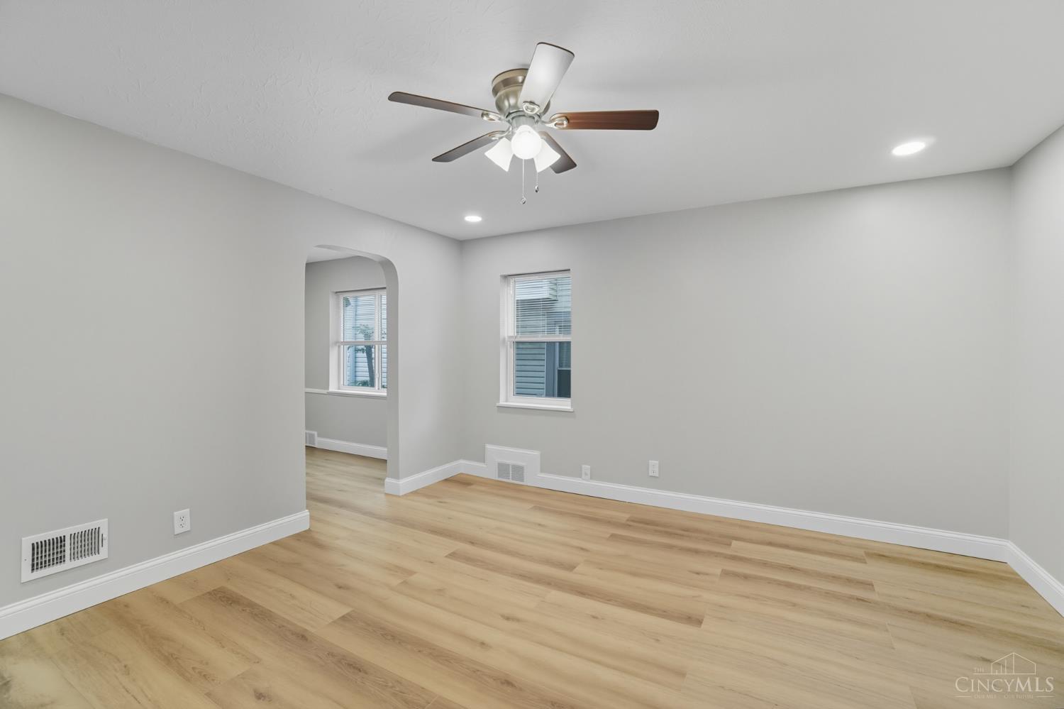 5716 Hamilton Avenue