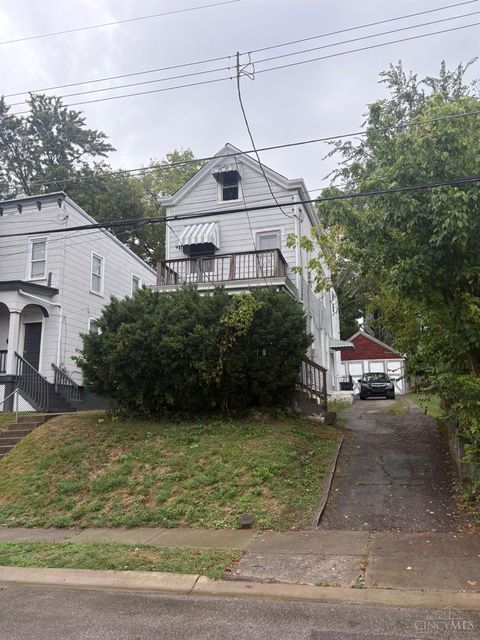 Photo of 1616 Dewey Street, Cincinnati, OH 45205 (MLS # 1856385)
