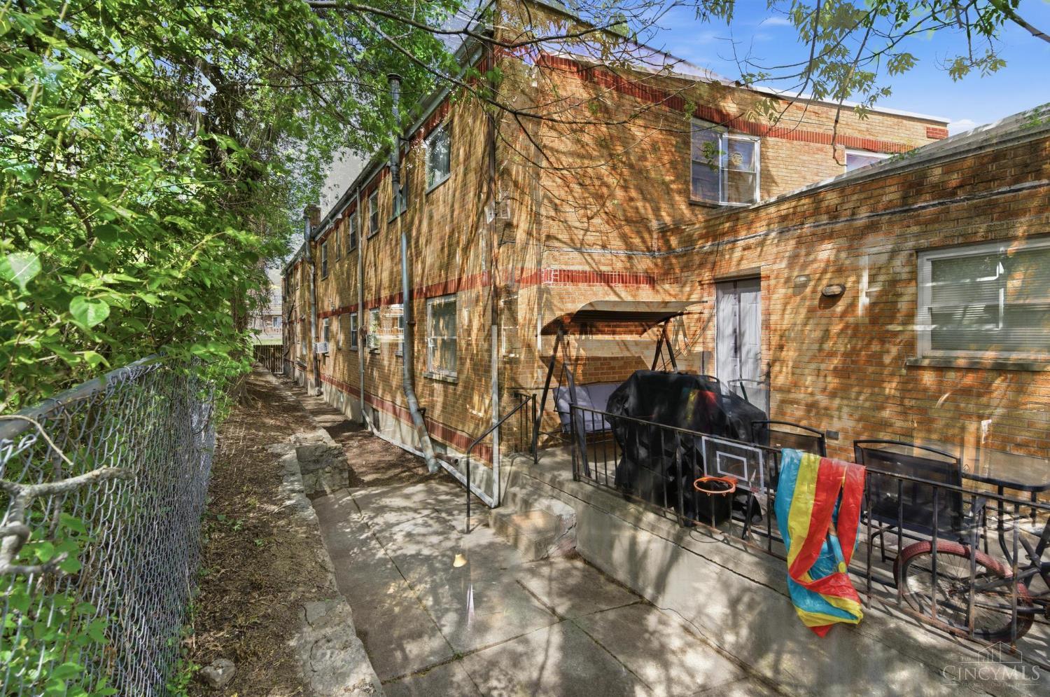 781 Clanora Drive