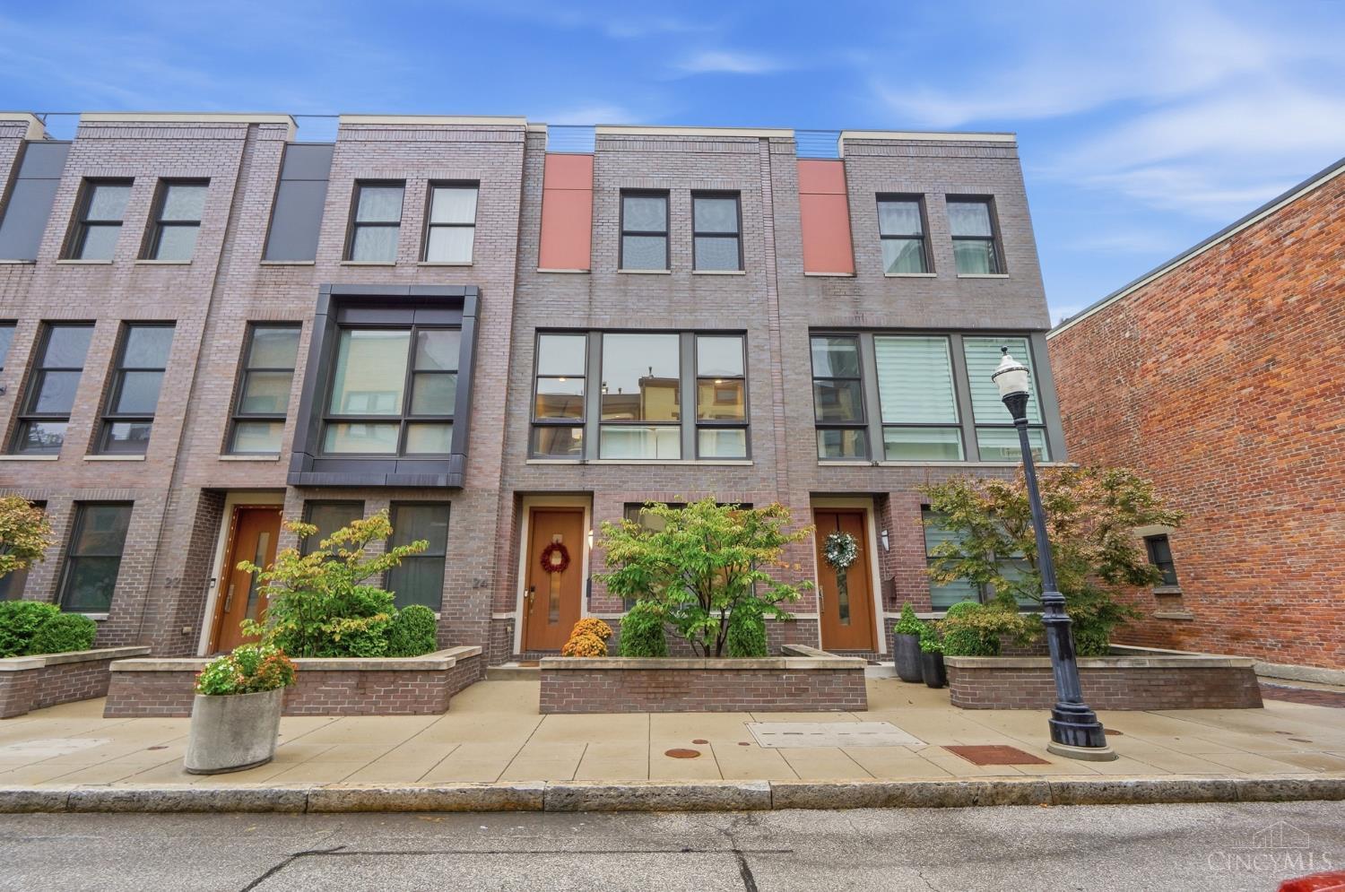 24 Mercer Street