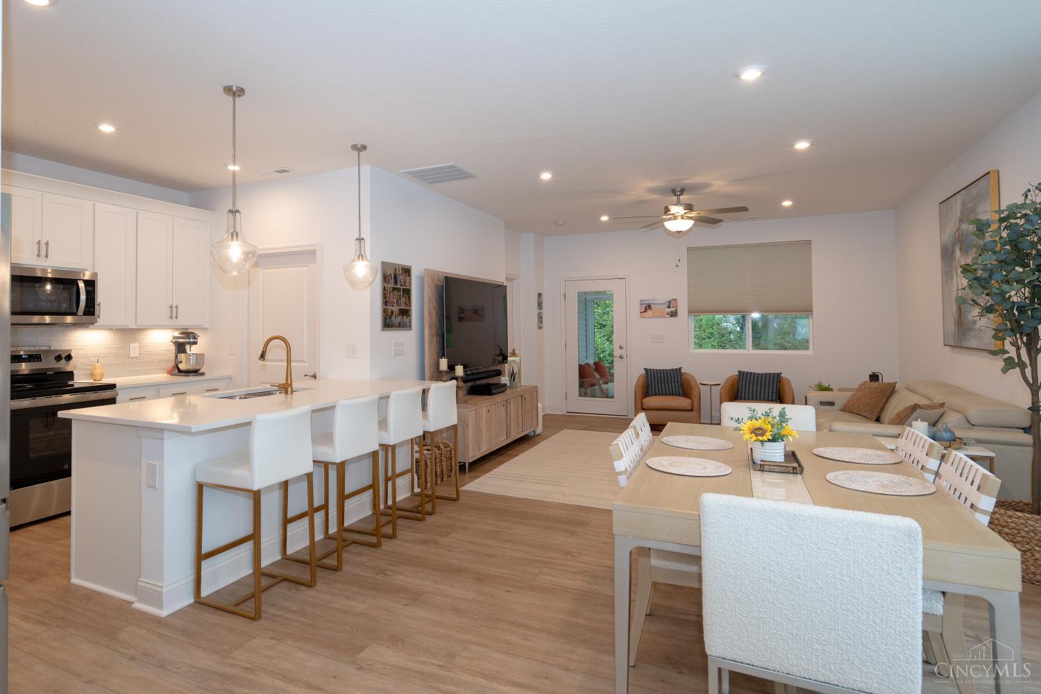 3717 Clydesdale Circle