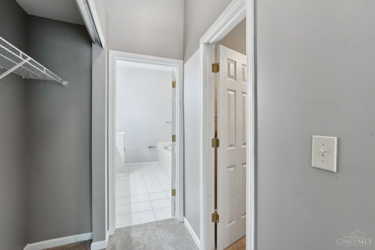 7482 Great Waters Lane, West Chester, Ohio image 40