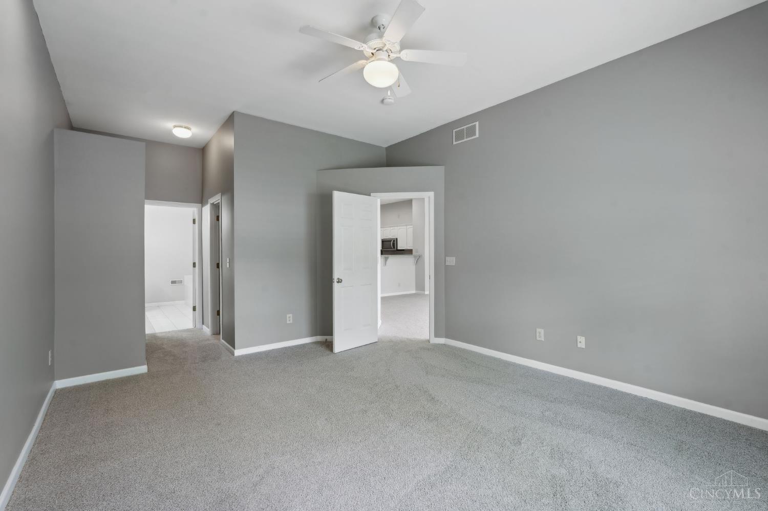 7482 Great Waters Lane, West Chester, Ohio image 35