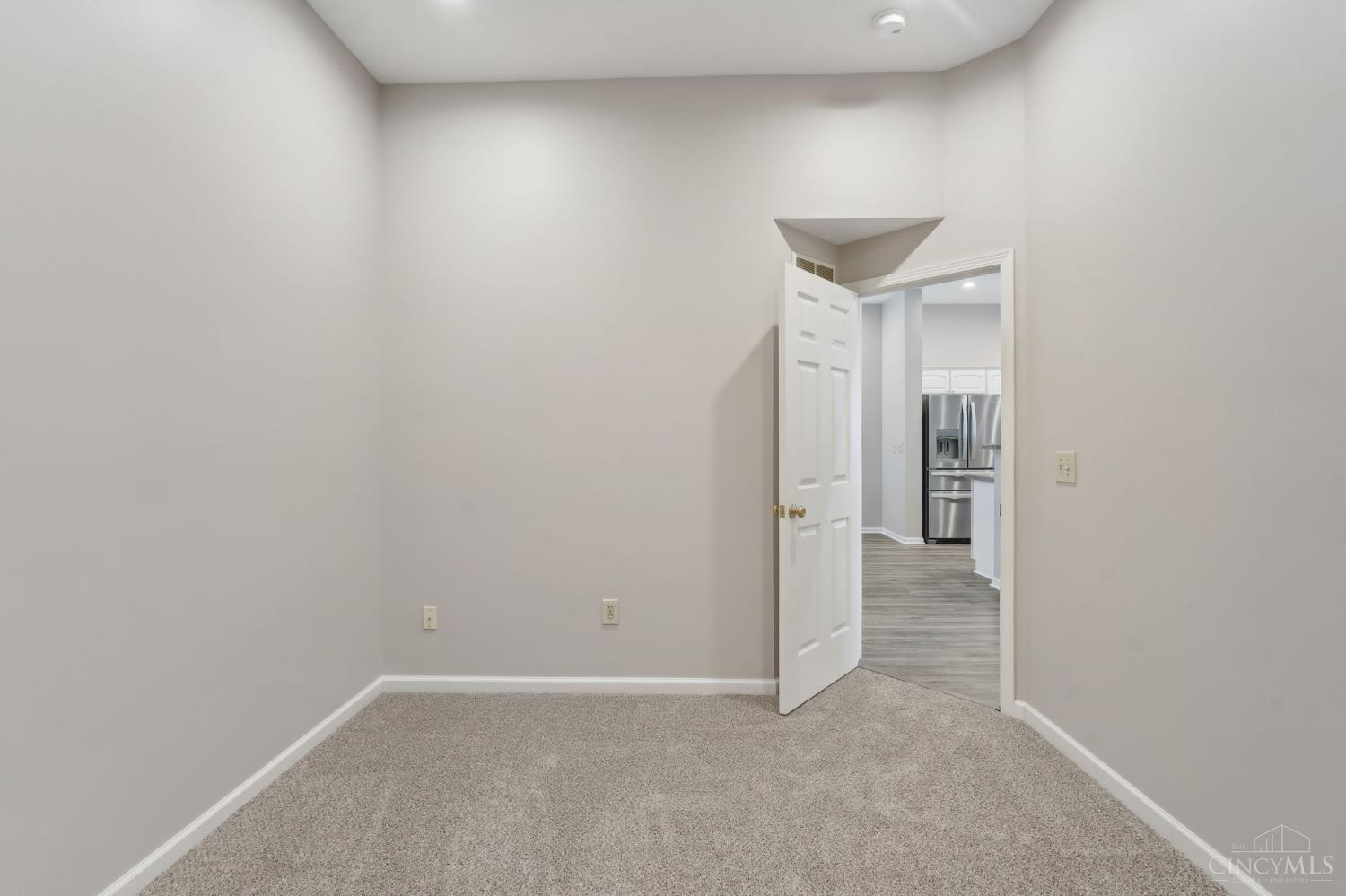 7482 Great Waters Lane, West Chester, Ohio image 42
