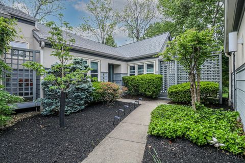 Photo of 8837 Montgomery Road, Sycamore Township, OH 45236 (MLS # 1867897)