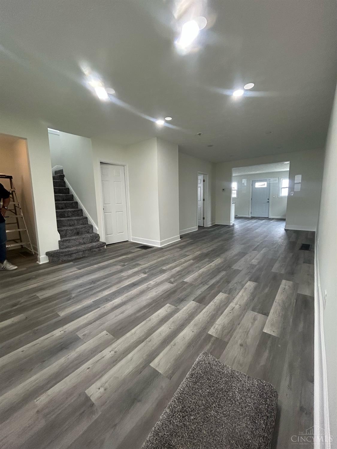 2407 Grand Ave Ave, Middletown, Ohio image 3