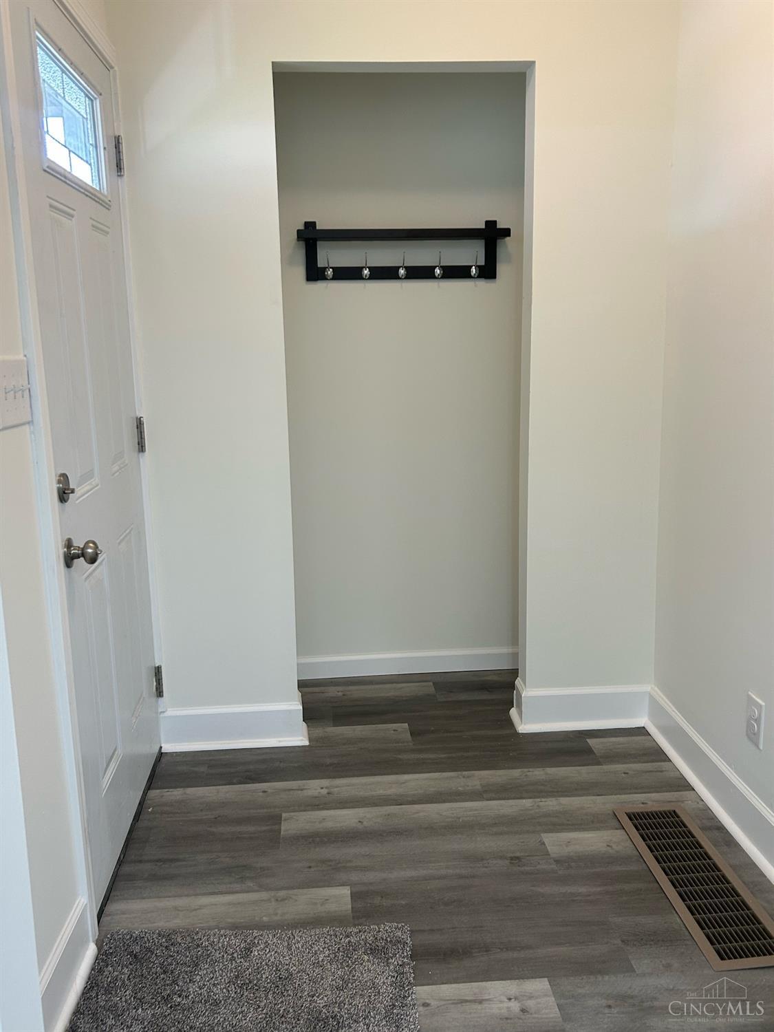 2407 Grand Ave Ave, Middletown, Ohio image 2