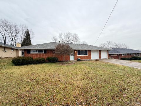 Photo of 1018 Winding Way, Lebanon, OH 45036 (MLS # 1866385)