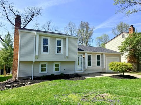 Photo of 821 Allenwood Court, Delhi Township, OH 45238 (MLS # 1879236)