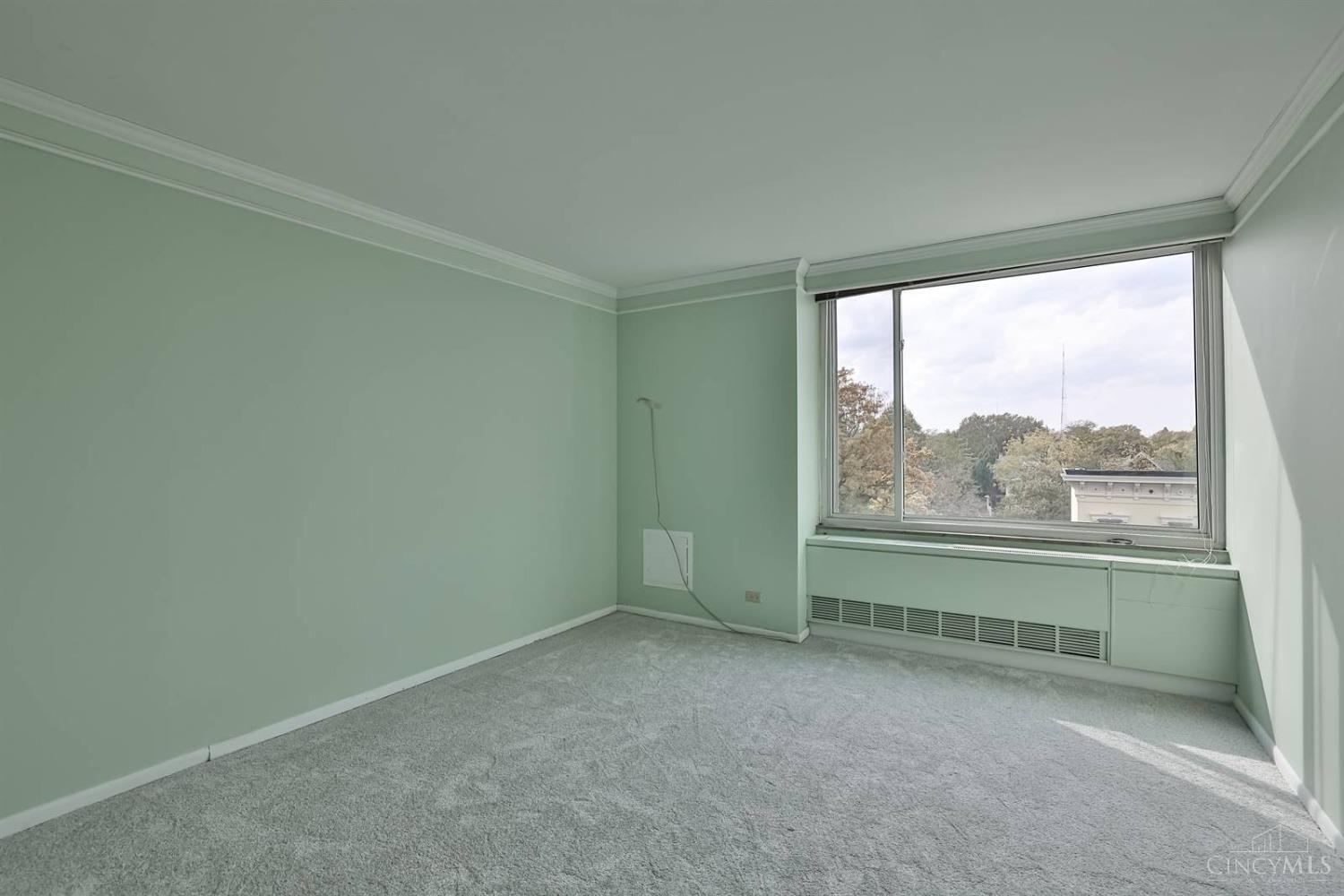 Photo 17 of 27 of 2401 Ingleside Avenue 3D condo