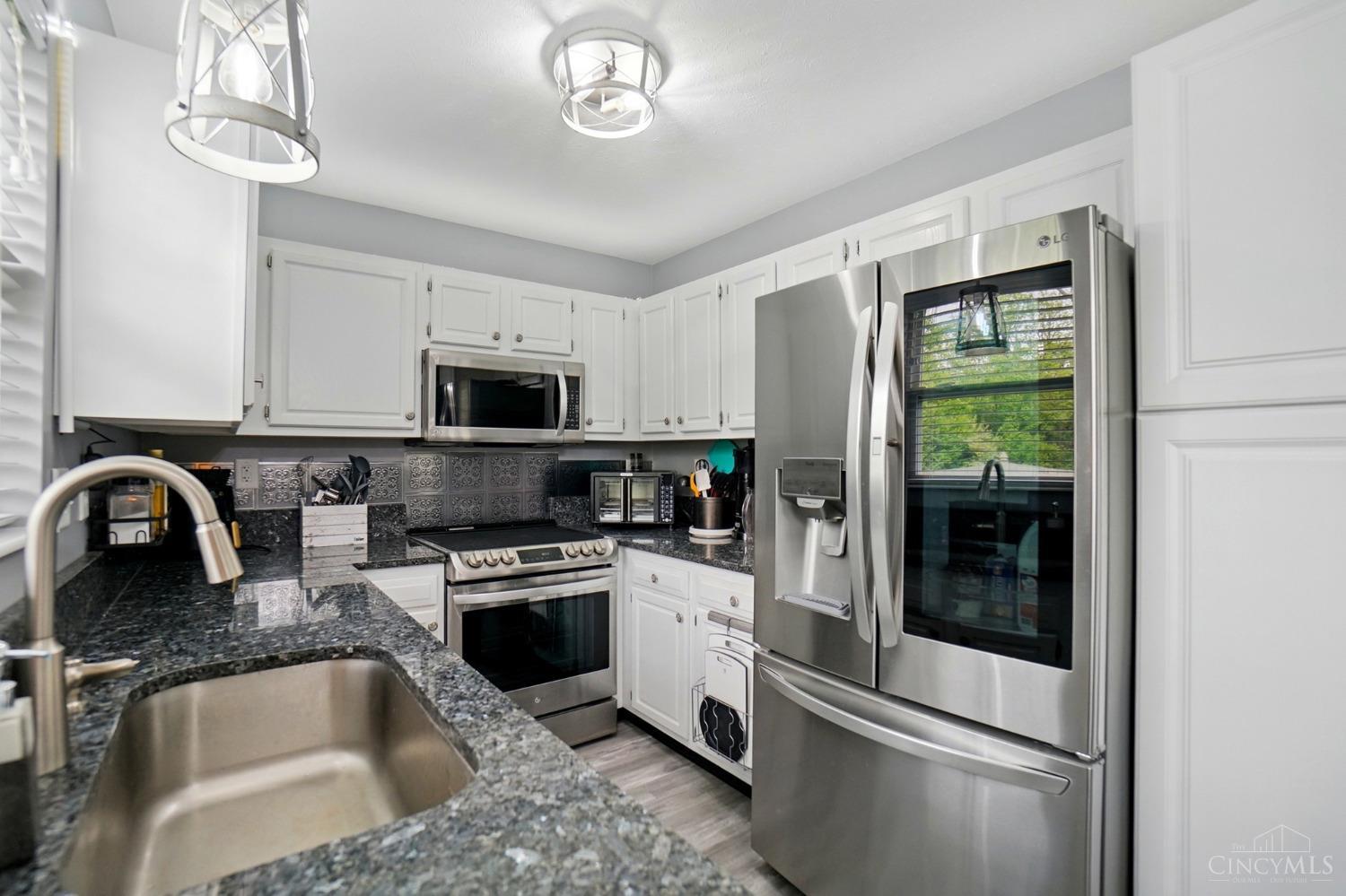 137 Sweet Gum Drive, Hamilton, Ohio image 10