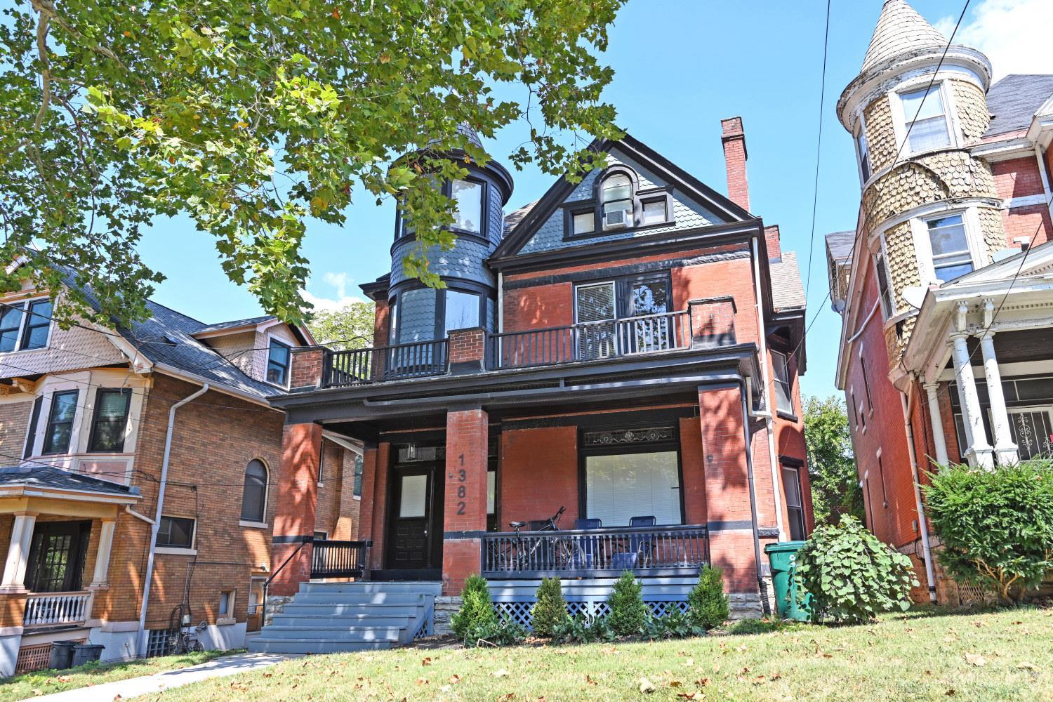 1382 Burdette Avenue