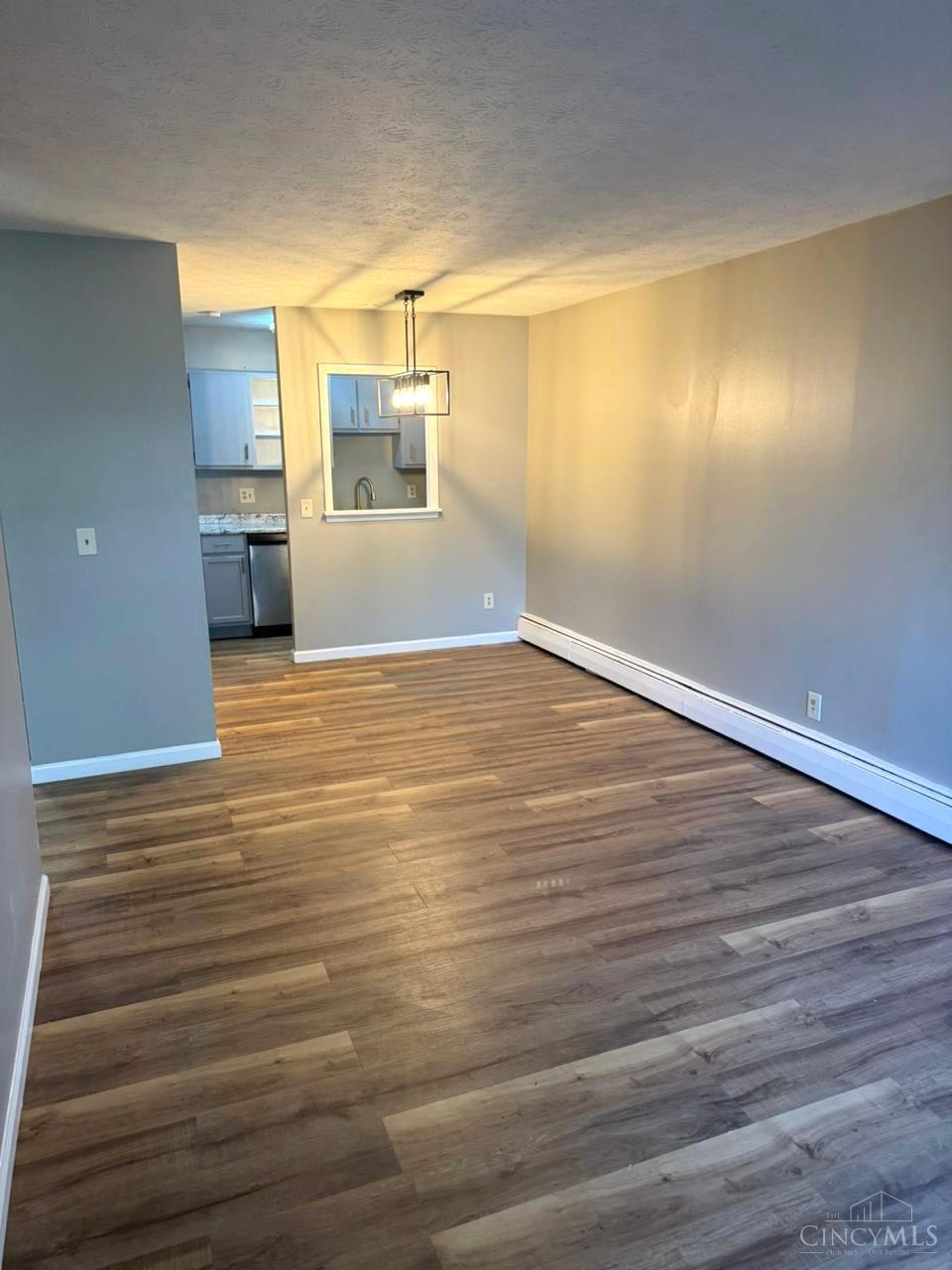 4901 Chalet Drive 303