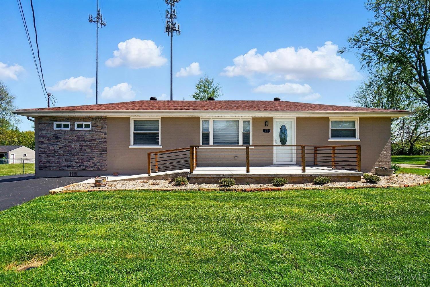 24 Swan Lane, Batavia Twp, Ohio image 1
