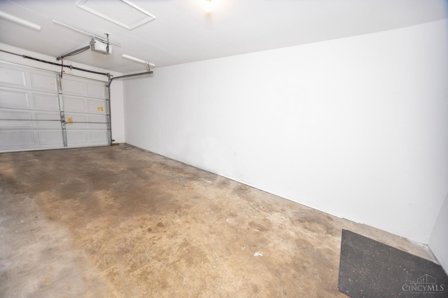 11953 Wincanton Drive, Colerain Twp, Ohio image 13