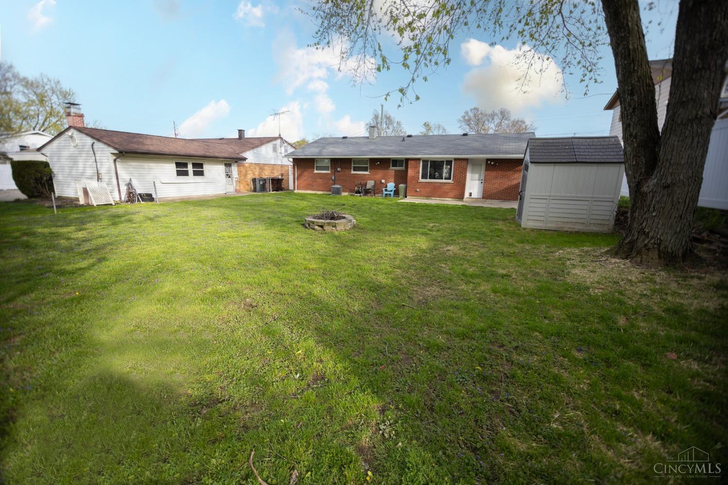 11953 Wincanton Drive, Colerain Twp, Ohio image 19