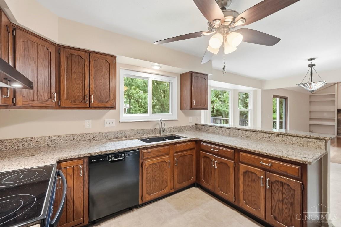 7590 Rolling Meadows Drive