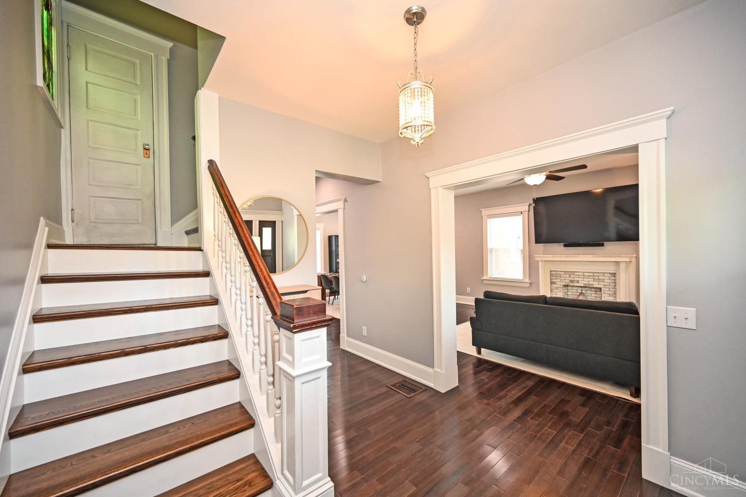 3814 Floral Avenue, Norwood, Ohio image 3
