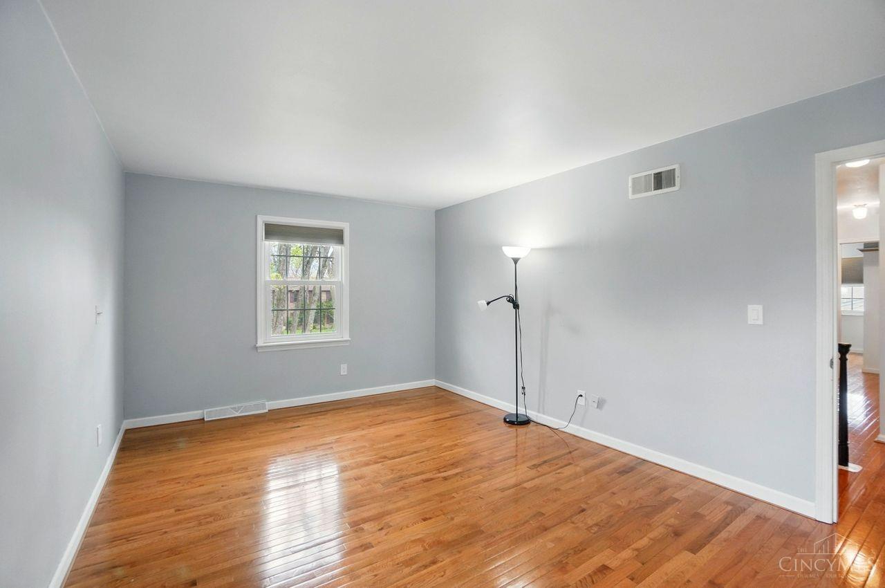 10625 Thistlewood Court, Montgomery, Ohio image 32