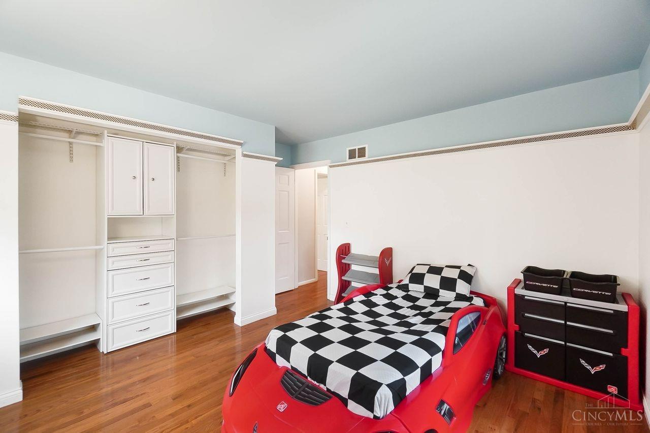 10625 Thistlewood Court, Montgomery, Ohio image 37