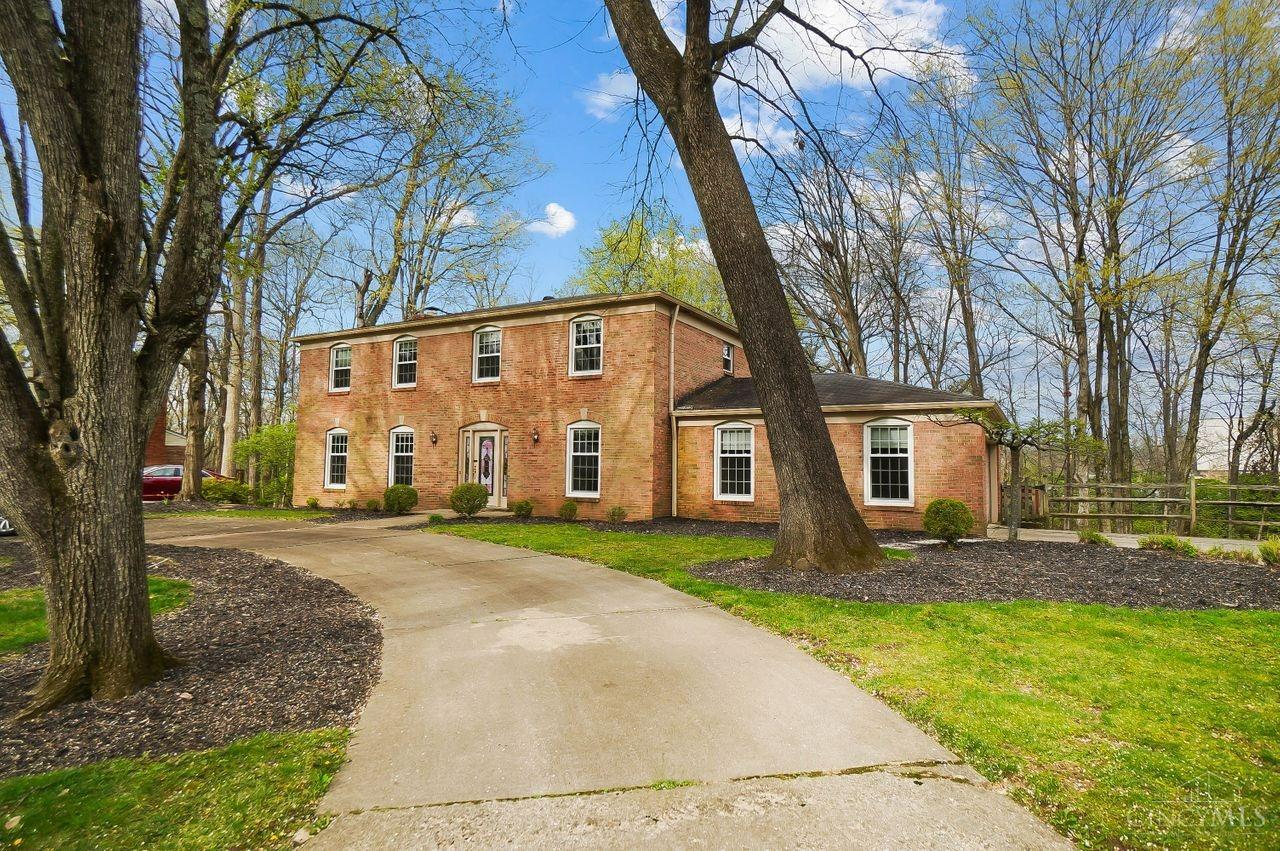 10625 Thistlewood Court, Montgomery, Ohio image 3