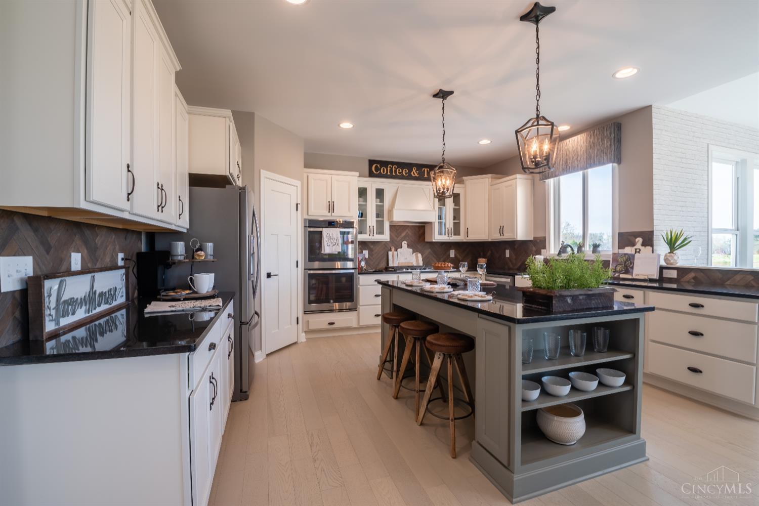 1013 Prestwick Place