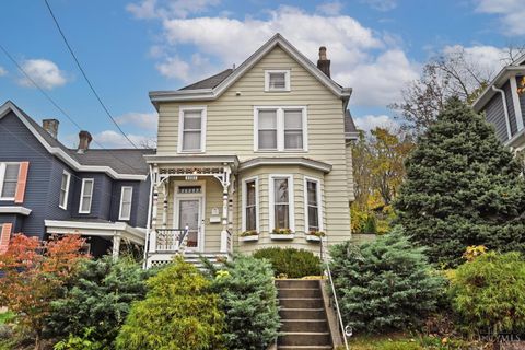 Photo of 3616 Woodbridge Place, Cincinnati, OH 45226 (MLS # 1861313)