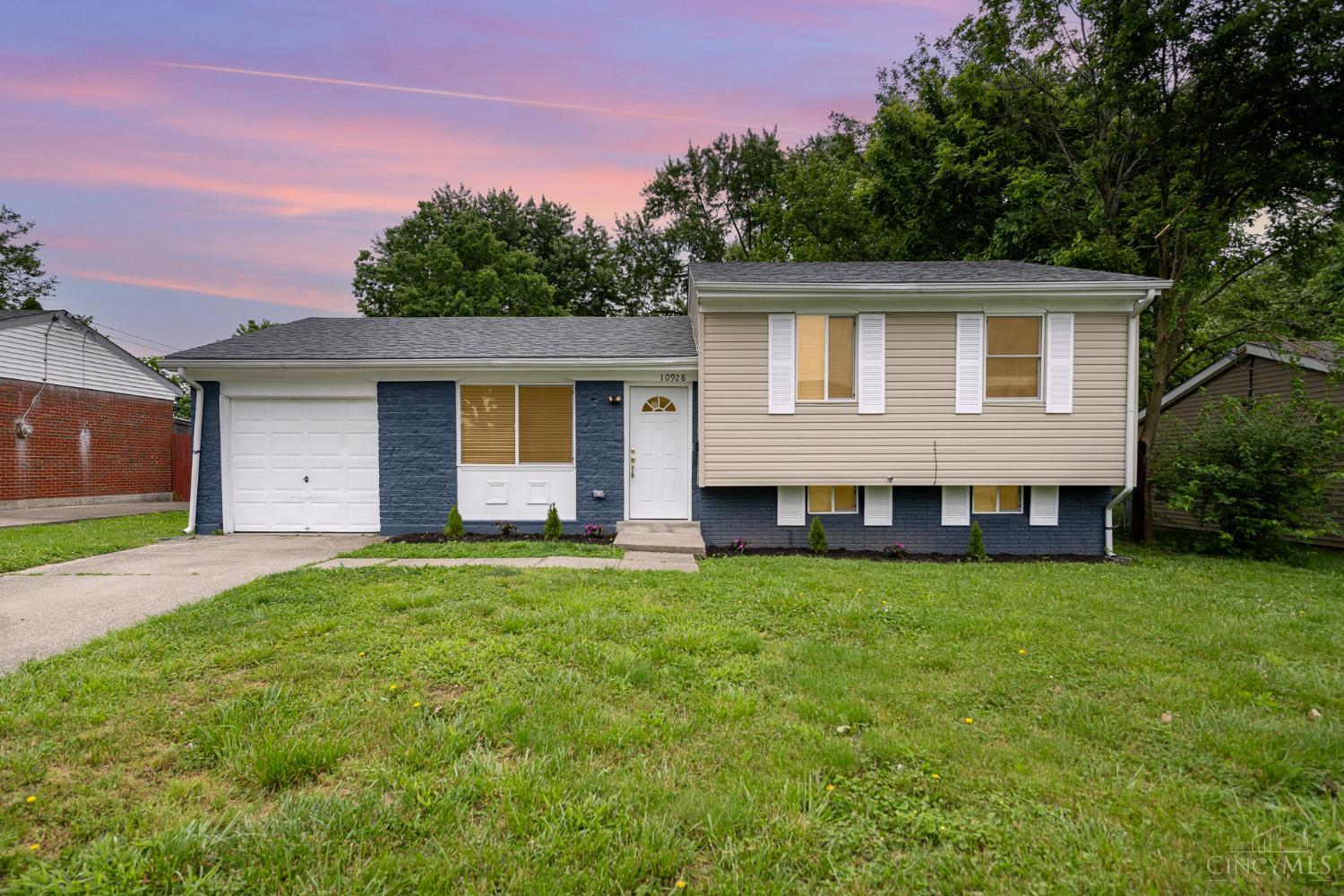 10928 Birchridge Drive, Cincinnati, Ohio image 1
