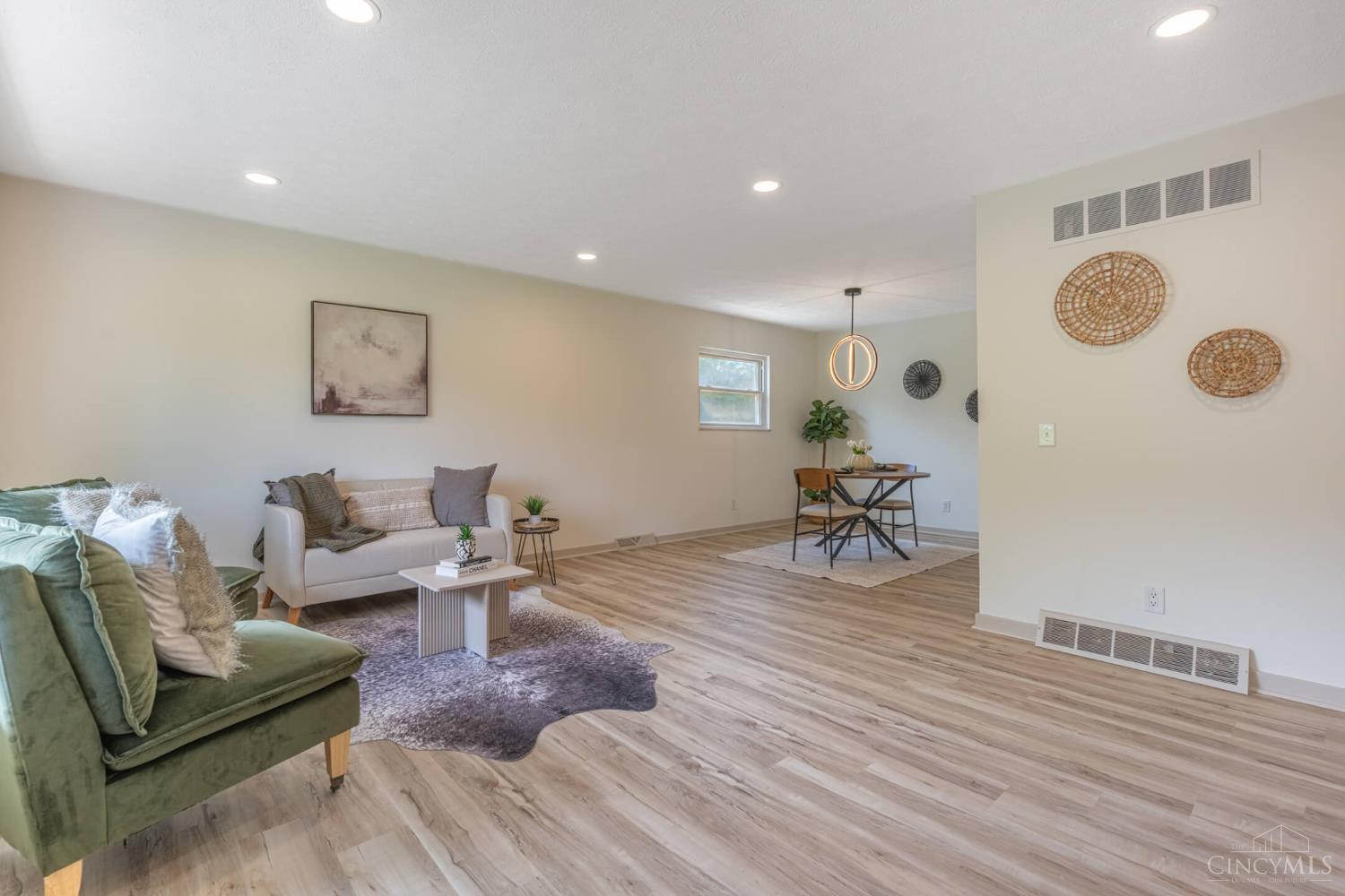 5407 Race Road