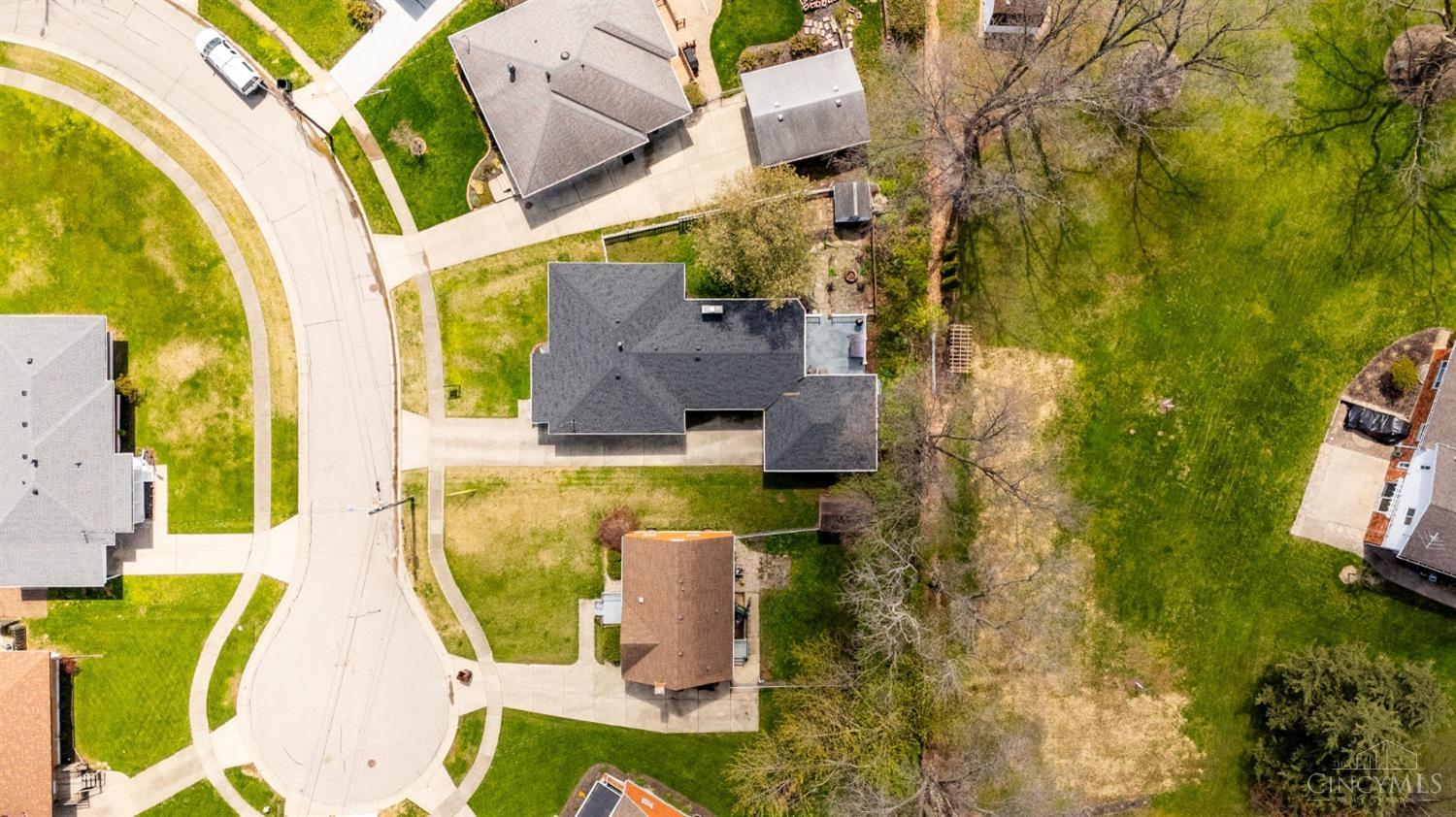 10464 Wintergreen Court, Sharonville, Ohio image 43
