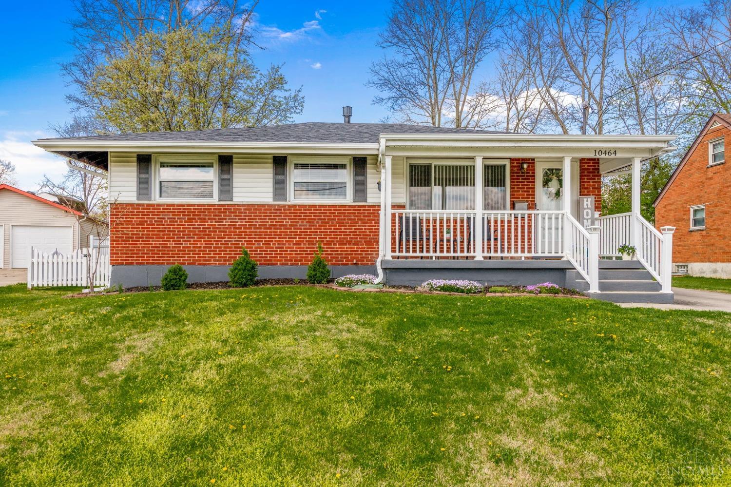 10464 Wintergreen Court, Sharonville, Ohio image 2