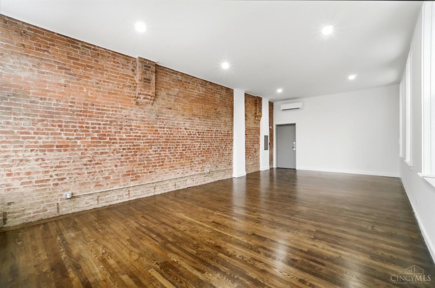 1210 Sycamore Street