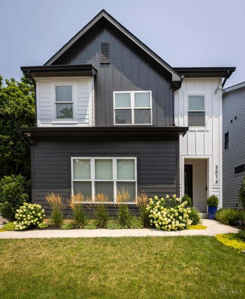Photo of 3014 Paul Street, Cincinnati, OH 45208 (MLS # 1890930)