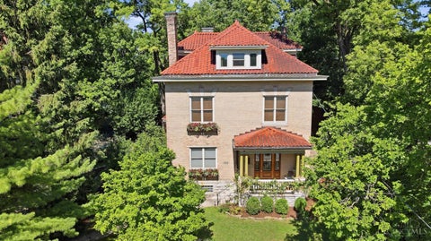 Photo of 3321 Morrison Avenue, Cincinnati, OH 45220 (MLS # 1887508)