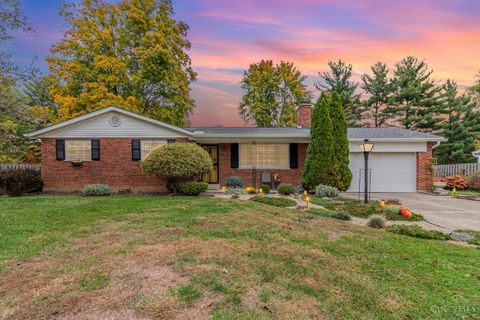 Photo of 7848 Woody Hollow Drive, West Chester, OH 45241 (MLS # 1864671)