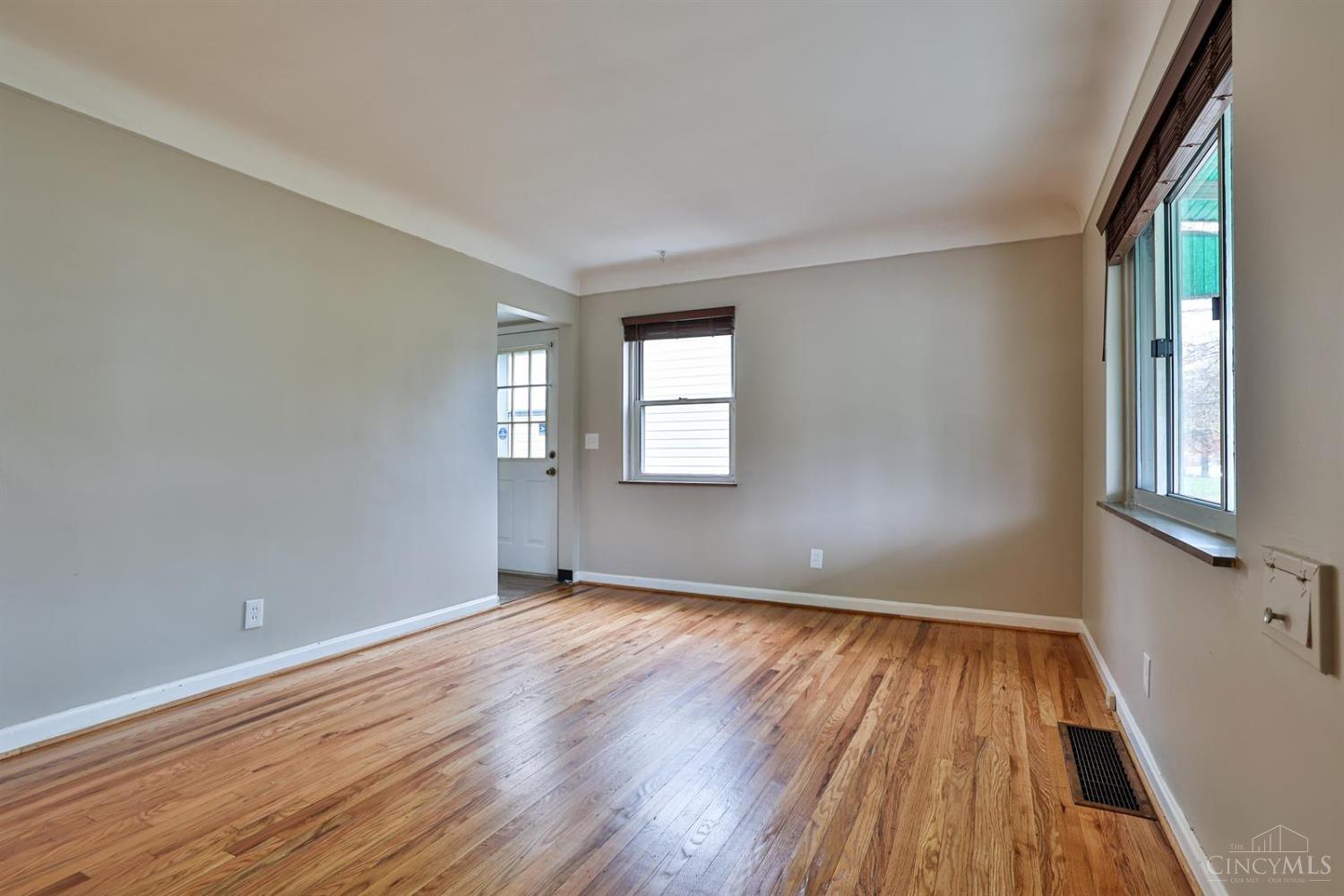 8678 Monsanto Drive, Cincinnati, Ohio image 5